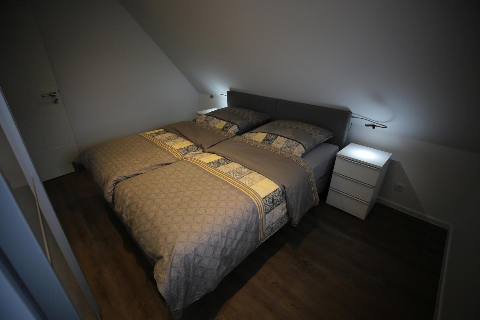 Eine Sehr Gemuetliche Dachgeschoss Ferienwohnung Ihlow  Zewnętrze zdjęcie
